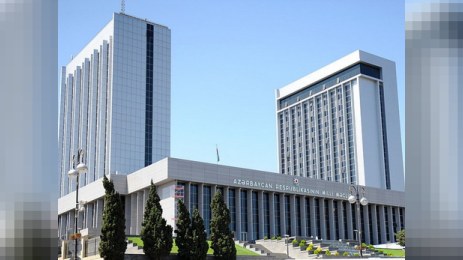 Azərbaycandakı seçkilər xarici mətbuatda: “Yenilikçi ideyalı gənclərin üzə çıxacağını gözləyirik”