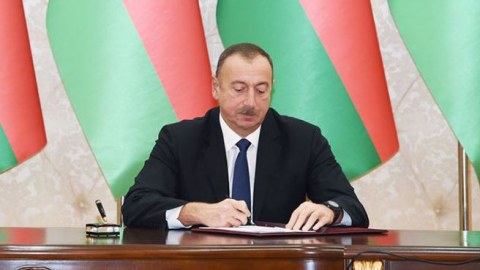 Prezident Təhsil Nazirliyinə iki milyon manat ayırdı