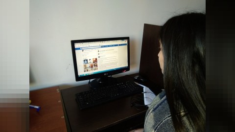 Köşə yazarları cəsarətli fikir yaza bilmirlər - İndi onları feysbuk hesabları əvəzləyir