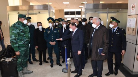 Prezident vəzifəli şəxsləri İranla sərhədə göndərdi - FOTO