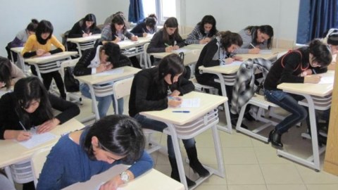 Azərbaycanda IX sinif üzrə buraxılış imtahanlarının birinci mərhələsi keçirilib 