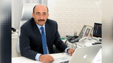 Nazir mədəniyyət sahəsində çalışan xanımları təbrik etdi