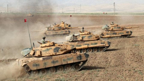 Türkiyə İdlibə yeni hərbi texnikalarını göndərir