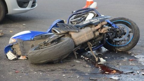 Bakıda motosiklet sürücüsü qəza törədərək xəsarət aldı