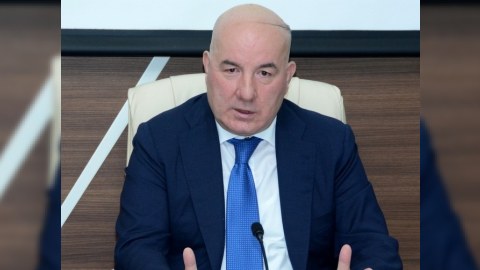Mərkəzi Bankın sədrindən ETİRAF: “Banklarda bu problem var”