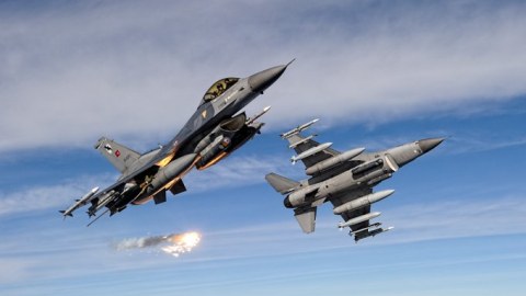 Türkiyə qırıcıları terrorçuları məhv etdi