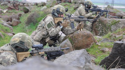 Suriyada türk əsgərlərinə hücuma hazırlaşan 8 terrorçu məhv edildi