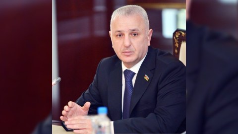 “Qarabağda qələbəmizin tezləşdirilməsi hər birimizdən asılıdır” – Deputat VİDEO paylaşdı