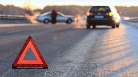 Salyanda avtomobillə vurulan piyada xəstəxanada öldü