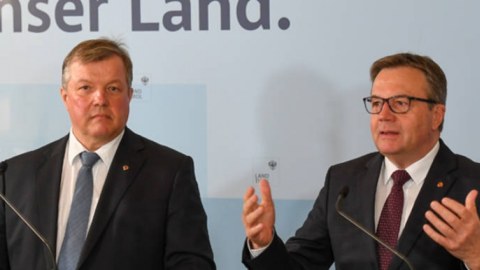 Avstriyada komendant saatı elan olundu