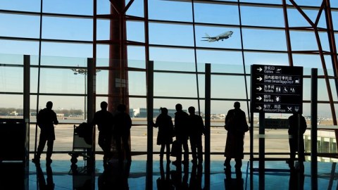 Rusiyadakı azərbaycanlı tələbələrin təxliyyəsi müzakirə olunur 