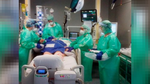 COVID-19: bir sutkada 32 min yeni yoluxma və 1344 ölüm qeydə alındı