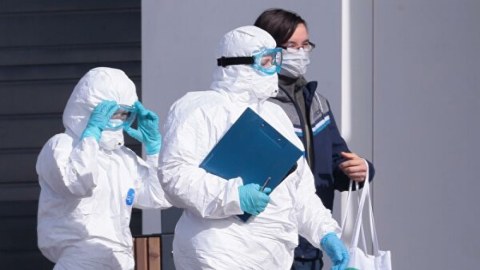 Rusiyada koronavirusa daha 71 yoluxma halı aşkarlanıb  