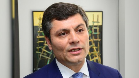 “Uzunmüddətli və Davamlı İnkişafa Yönəlik Effektiv Böhran İdarəçiliyi” 