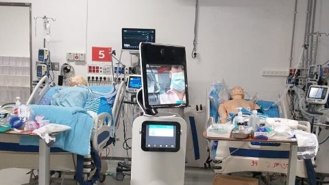 50 il evli olmuş cütlük eyni gündə koronavirusdan öldü
