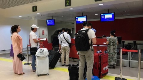 Tacikistan sərhədləri bağladı