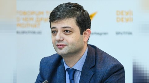 COVİD-19 qədər təhlükəli virus: DEZİNFORMASİYA