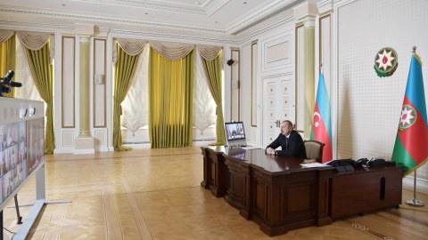 İlham Əliyev nazirlərlə videokonfrans müşavirəsi keçirdi
