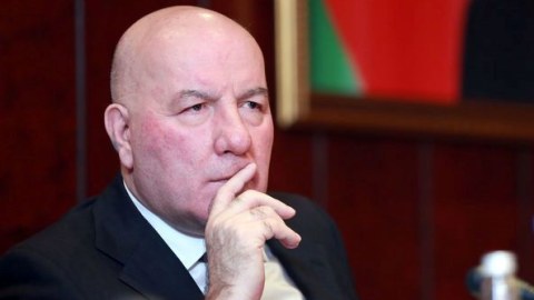 Prezident Elman Rüstəmovla bağlı sərəncam İMZALADI - DOSYE