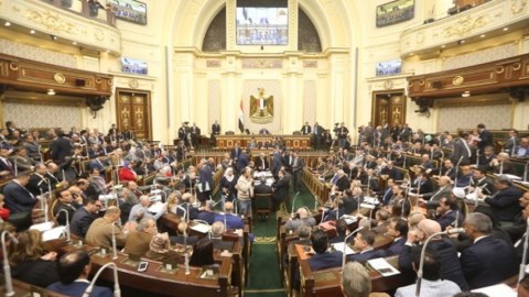 Misir parlamenti ölkə prezidentinə əlavə səlahiyyətlər verib