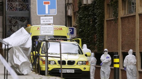 İspaniya koronavirusla bacara bilmir