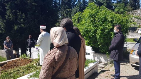 Əli bəy Hüseynzadənin qızı dəfn olundu - FOTO