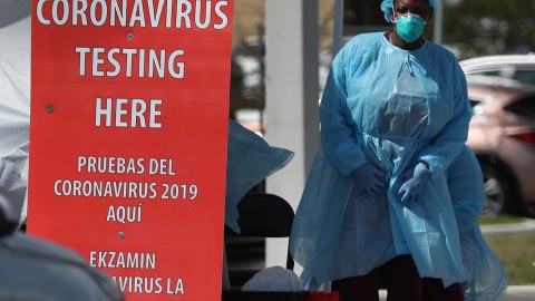 ABŞ yeni koronavirus testlərini sınaqdan keçirir