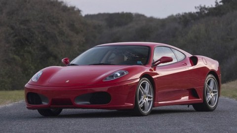 1.5 milyonluq “Ferrari”si var, amma yardım istədi