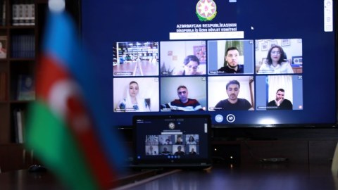 Dubayda qalan azərbaycanlılar vətənə qayıdır - FOTO