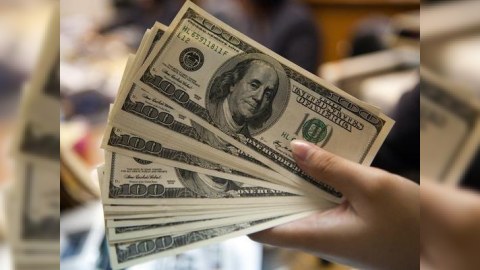 Dollar yeni aya bu məzənnə ilə BAŞLADI