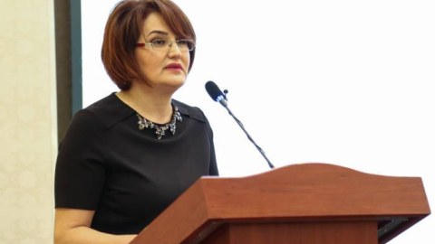 Məhəbbət Vəliyevadan axırıncı kursda oxuyan tələbələrlə bağlı AÇIQLAMA