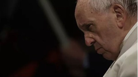 Roma Papası koronavirusla bağlı dünyaya çağırış etdi  