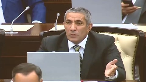 İcra başçısı çatan kimi camaatın torpaqlarını əlindən alır - Siyavuş Novruzov