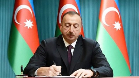 İlham Əliyev Təhsil Nazirliyinə 10 milyon ayırdı