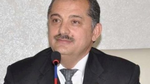 İşdən çıxarılan icra başçısı: Üç ali məktəbin məzunu ol, axırı da belə... - DOSYE 