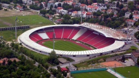 Məşhur stadion xəstəxanaya çevrildi
