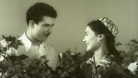 Yaddan çıxmış sənətkarlar: Özbək qızına vurulan Kamil, Məşədi İbadla deyişən Sərvər - Bir aktyorun hekayəti - FOTO 