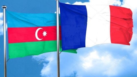 Fransadan qayıda bilməyən azərbaycanlılardan XƏBƏR VAR
