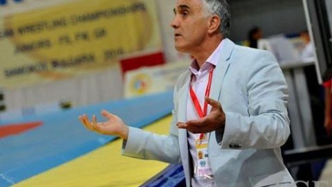 Azərbaycan milli komandasının sabiq baş məşqçisi koronavirusdan öldü