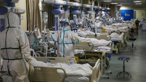 İtaliyada sutkalıq koronavirus qurbanları yenidən artdı