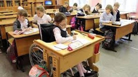 Sağlamlıq imkanı məhdud uşaqların I sinfə qəbulu başlanılır