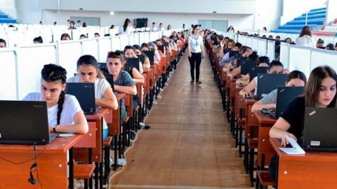 Müəllimlərin nəzərinə - sənəd qəbulu bu gün başa çatır