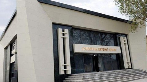 Mətbuat Şurası məhdudiyyətlərə görə jurnalistlərə müraciət etdi