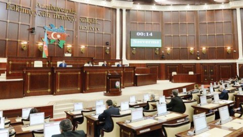Milli Məclisdə mədəniyyəti ən yaxşı hansı deputat bilir? - Ekspert RƏYLƏRİ