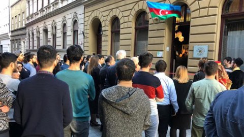 Pandemiya dövründə vətəndaşlarımızın sığındığı yer - Macarıstandakı Azərbaycan Evi
