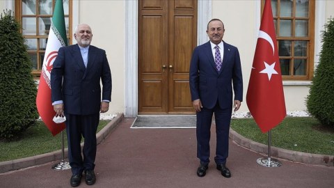 Nazirlər razılaşdı - Türkiyə və İran arasında aviareyslər bərpa olunur