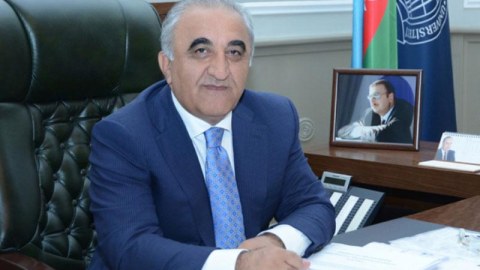 Bizi hədəfləndiyimiz gələcək gözləyir - 90 yaşın mübarək, UNEC!    