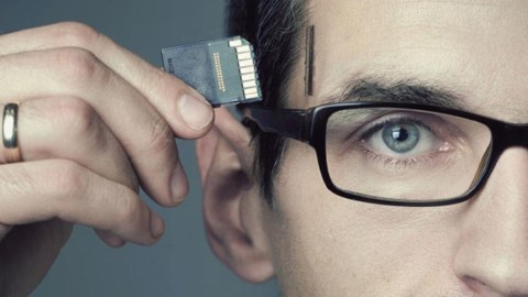 5G vasitəsi ilə insanları idarə etmək olacaq? - Çiplər təhlükə yaratmır