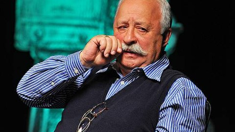 Bakının məşhur qonaqları: Şəhidlər Xiyabanında heyrətlənən YAKUBOVİÇ