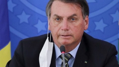 Jurnalistlər prezidenti məhkəməyə verəcək  
